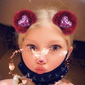 Meet your Posher, Devyn